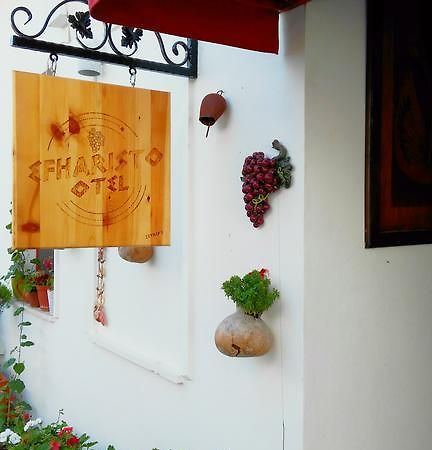 Efharisto Hotel Tenedos Buitenkant foto