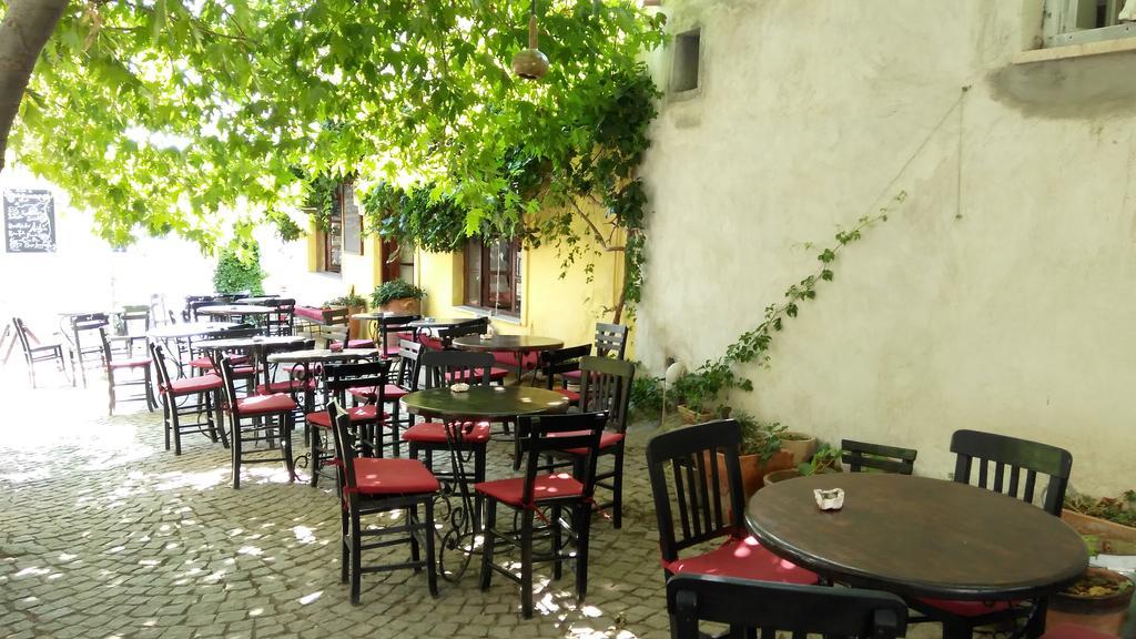 Efharisto Hotel Tenedos Buitenkant foto