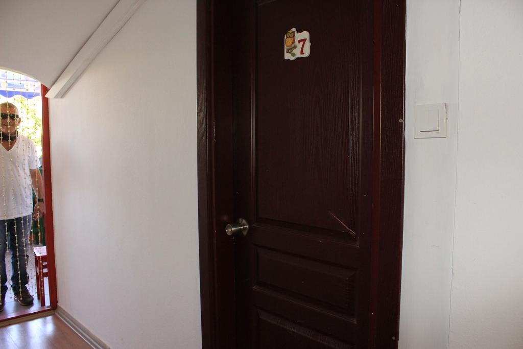 Efharisto Hotel Tenedos Buitenkant foto