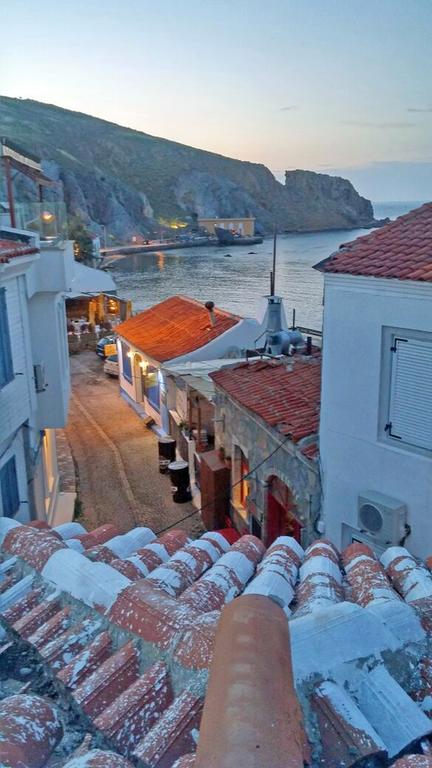 Efharisto Hotel Tenedos Buitenkant foto